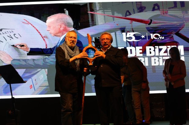 15 TEMMUZ DEMOKRASİ VE MİLLÎ BİRLİK GÜNÜ, İLÇEMİZDE BÜYÜK BİR COŞKU VE ANLAM YÜKLÜ BİR PROGRAMLA ANILDI