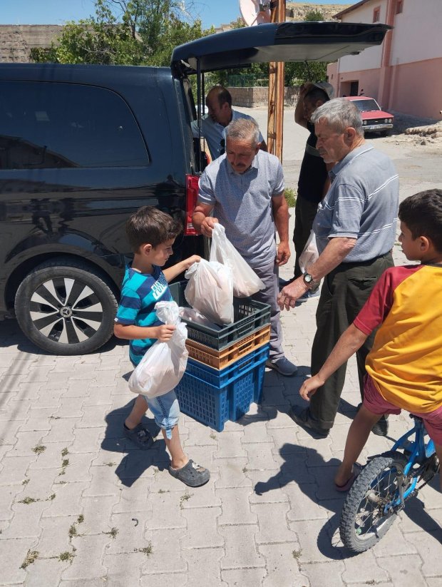 BOZCA KÖYÜ'NDE GÖNÜL BULUŞMASI