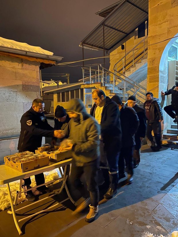 Belediyemizden Berat Kandili’nde Lokma İkramı