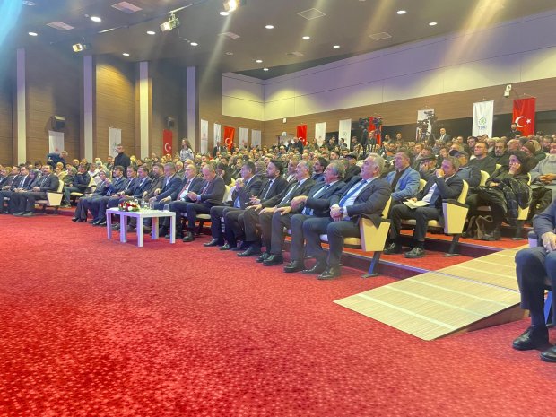 AVANOS 189 TOKİ SOSYAL KONUT KURA ÇEKİMİ YOĞUN KATILIMLA GERÇEKLEŞTİRİLDİ
