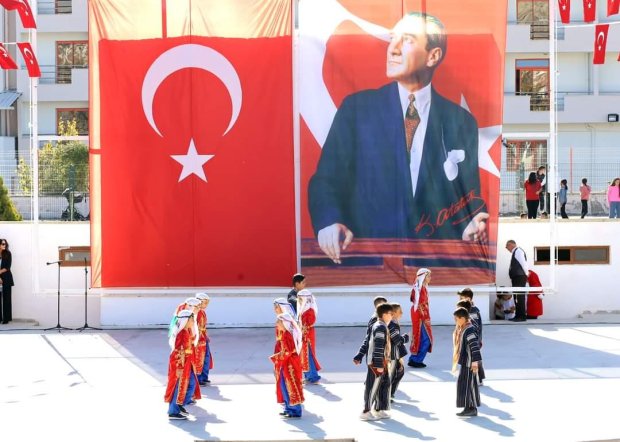 29 Ekim Cumhuriyet Bayramı Avanos'ta coşkuyla kutlandı.