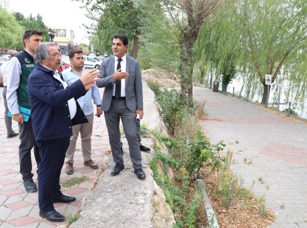 DSİ Kayseri Bölge Müdürü Rahmi Şahin Belediye Başkanımız Mustafa Kenan Sarıtaş'ı ziyaret ettiler.
