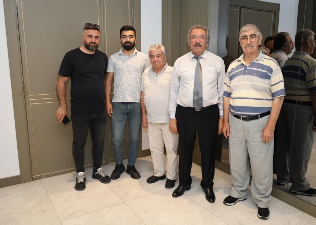 Belediye Başkanımız Sn Mustafa Kenan Sarıtaş'a Hayırlı Olsun Ziyaretleri Devam Ediyor.
