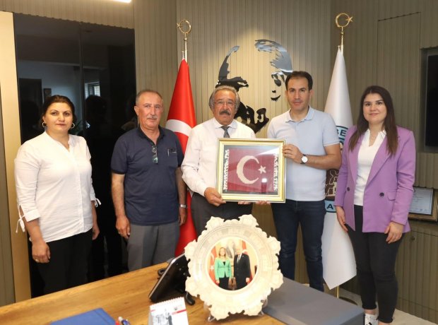 Belediye Başkanımız Sn Mustafa Kenan Sarıtaş'a Hayırlı Olsun Ziyaretleri Devam Ediyor.