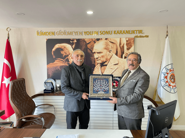 Hacıbektaş Belediye Başkanı Sayın Ali Kaim’i makamında ziyaret ettik.
