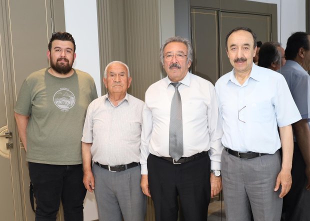 Belediye Başkanımız Sn Mustafa Kenan Sarıtaş'a Hayırlı Olsun Ziyaretleri Devam Ediyor.