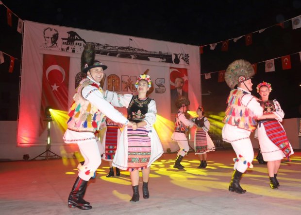 IV. Uluslararası Avanos-Kapadokya Dünya Halk Dansları Festivali Gerçekleştirildi