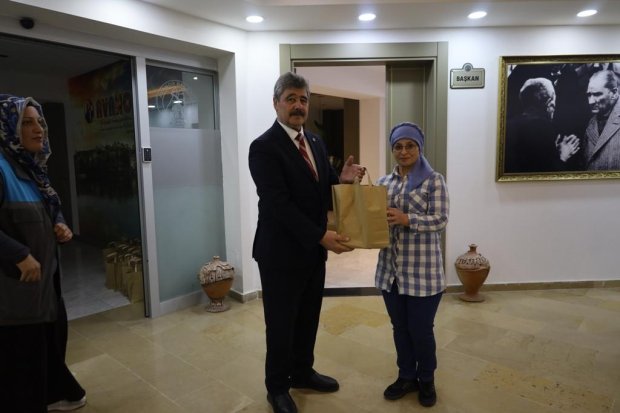 BELEDİYEMİZDE BAYRAM SEVİNCİ PAYLAŞILDI
