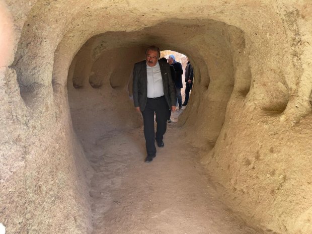 Belediye Başkanımız Sn. Mustafa Kenan Sarıtaş, Köybağı Kaya Oyma Yerleşim Alanında İncelemelerde Bulundu