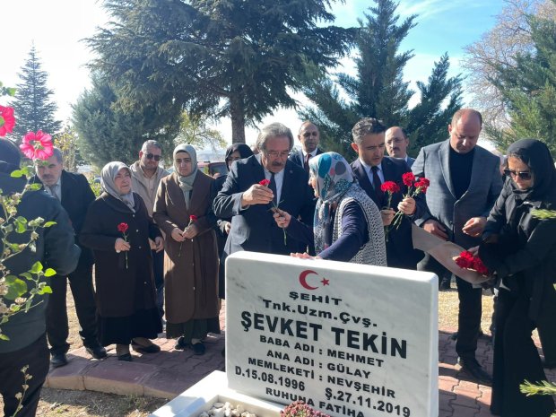 Avanoslu hemşehrimiz Tankçı Uzman Çavuş Şevket Tekin’in şehadetinin 6. yıl dönümü dolayısıyla Mevlid-i Şerif programı düzenlendi.