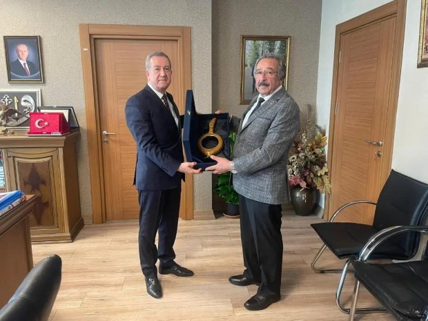 Belediye Başkanımız Sn. Mustafa Kenan Sarıtaş, Milliyetçi Hareket Partisi Genel Merkezi’ne ilk ziyaretini gerçekleştirdi.