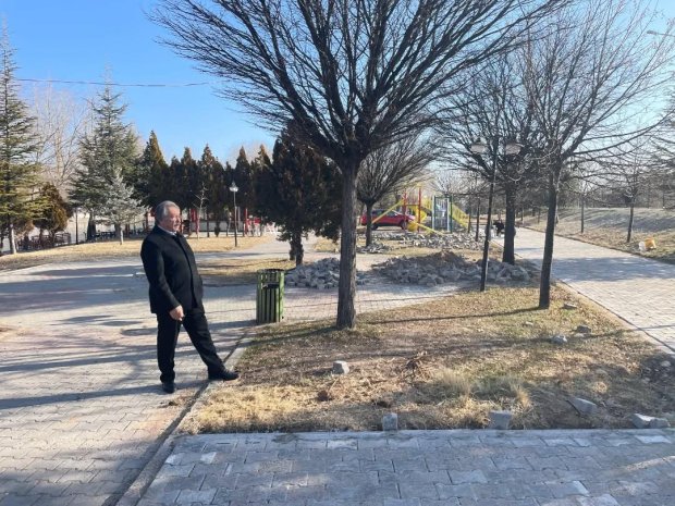 Belediye Başkanımız Sn. Mustafa Kenan Sarıtaş, ilçemiz genelinde belediyemizce yürütülen çalışma alanlarında incelemelerde bulundu.