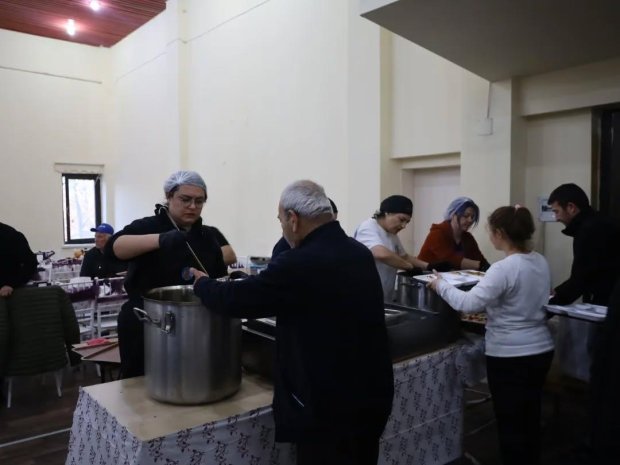 Ramazan soframızda vatandaşlarımız ile bir araya gelmeye devam ediyoruz.