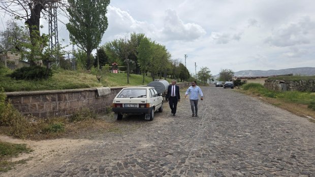 İLÇEMİZİN DÖRT BİR YANINDA ÇALIŞMALARIMIZ ARALIKSIZ DEVAM EDİYOR