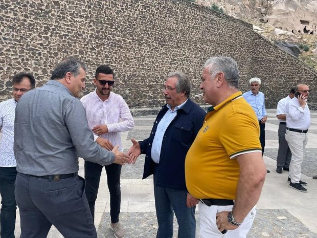 Tatlarin Kadın Girişimi Üretim ve İşletme Kooperatifi’nde kaynaşmaya toplantısına katılım sağladık.