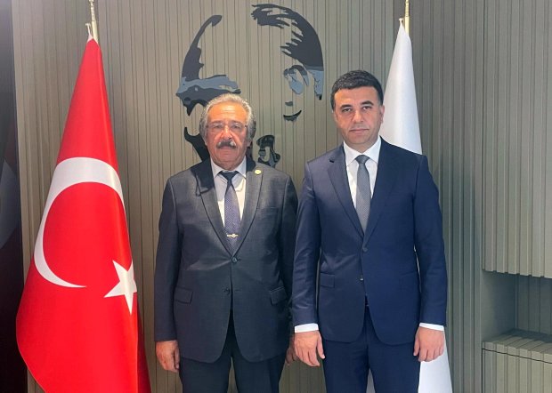 Avanos İlçe Kaymakamımız Sn. Aziz Gölbaşı Belediye Başkanımız Sn. Mustafa Kenan Sarıtaş’a hayırlı olsun ziyaretinde bulundular.