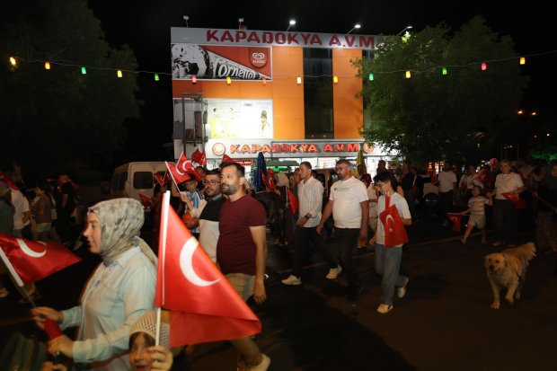 15 TEMMUZ DEMOKRASİ VE MİLLÎ BİRLİK GÜNÜ, İLÇEMİZDE BÜYÜK BİR COŞKU VE ANLAM YÜKLÜ BİR PROGRAMLA ANILDI