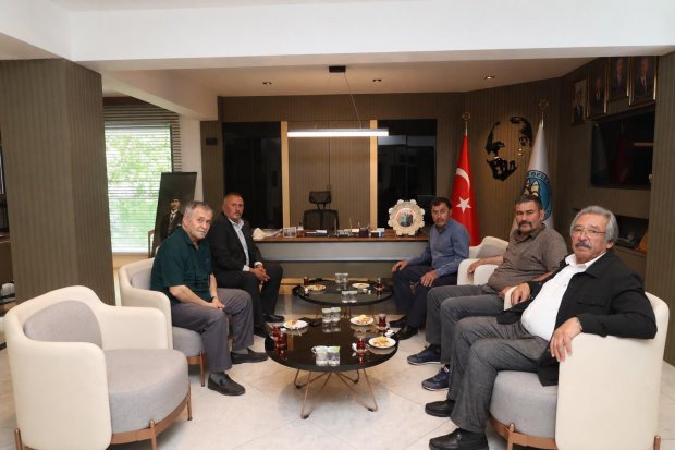 YENİFAKILI BELEDİYE BAŞKANI SAYIN SAYİM DAĞ, BELEDİYE BAŞKANIMIZI ZİYARET ETTİ
