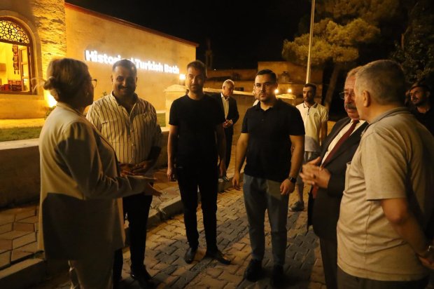 TBMM MHP Grup Başkanvekili ve Nevşehir Milletvekilimiz Sayın Prof. Dr. Filiz Kılıç, Belediye Başkanımız Sayın Mustafa Kenan Sarıtaş, ile birlikte belediyemize ait Alaaddin Hamamı’nda incelemelerde bulunuldu.