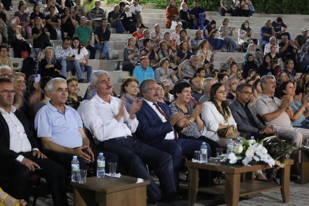 Avanos Amatör Türk Sanat Müziği Korosu Birbirinden Güzel Eserlerle Gönülleri Mest Etti
