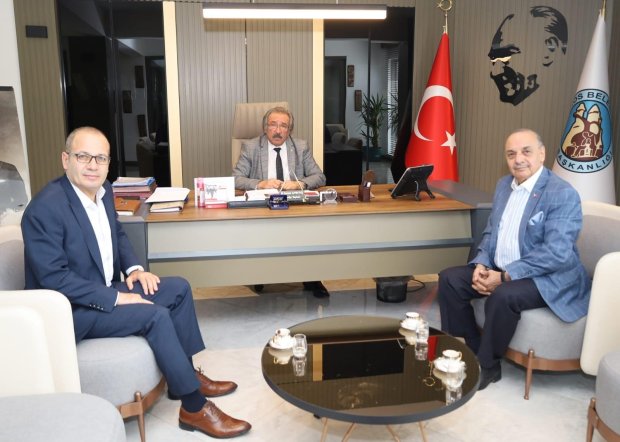 Belediye Başkanımız Sn Mustafa Kenan Sarıtaş'a Hayırlı Olsun Ziyaretleri Devam Ediyor.
