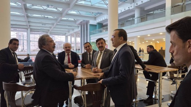 MHP BELEDİYE BAŞKANLARI GELENEKSEL İFTAR PROGRAMINA KATILIM