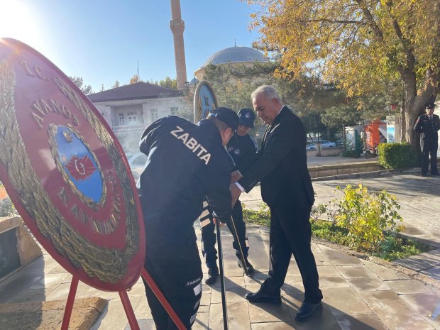 10 Kasım’da Ata’mızı Saygı, Özlem ve Minnetle Andık