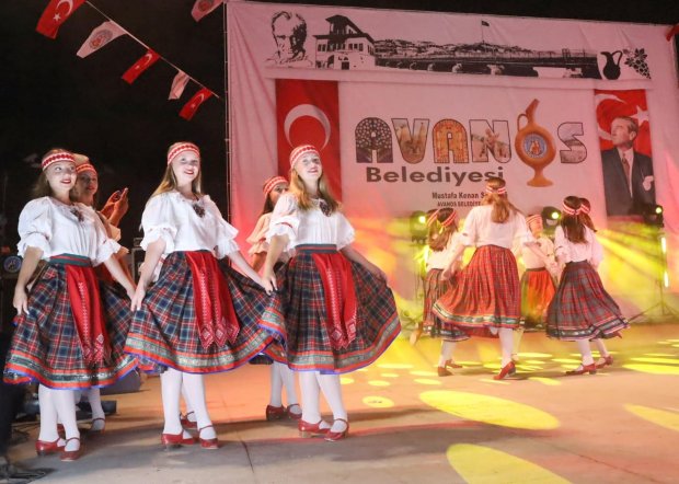 IV. Uluslararası Avanos-Kapadokya Dünya Halk Dansları Festivali Gerçekleştirildi