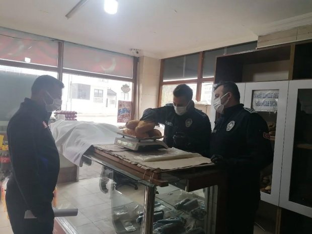 İlçemiz genelinde Zabıta Müdürlüğümüzce ekmek üretimi yapan fırınlarda denetim gerçekleştirildi.