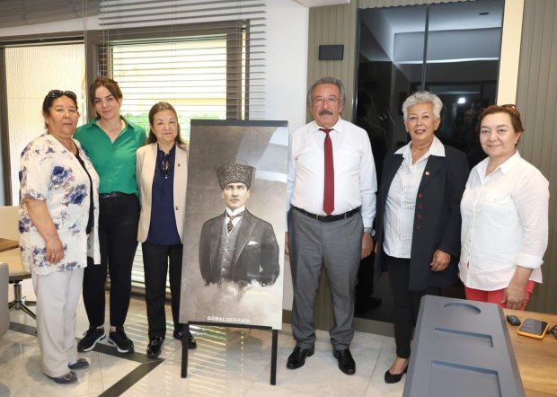 Belediye Başkanımız Sn Mustafa Kenan Sarıtaş'a Hayırlı Olsun Ziyaretleri Devam Ediyor.