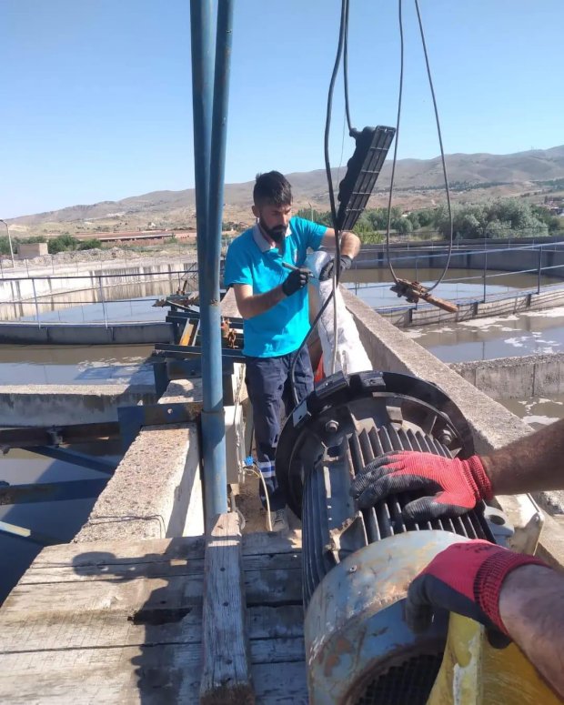 Atık Su Arıtma Tesisinde Bakım ve Onarım Çalışmaları Yapılıyor