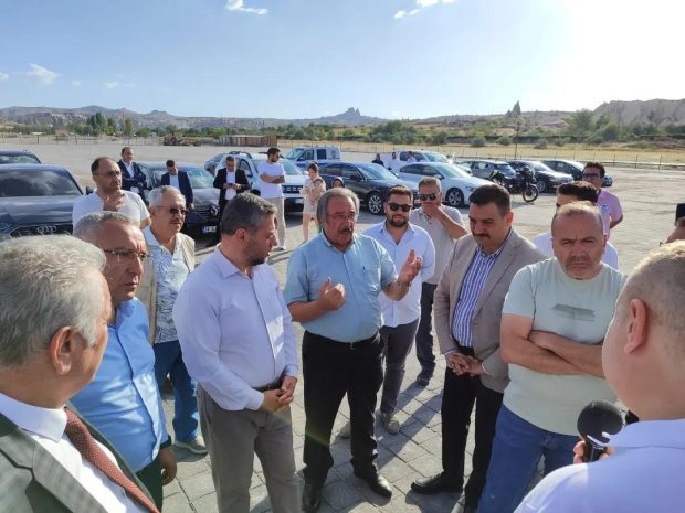 Belediye Başkanımız Mustafa Kenan Sarıtaş, il protokolü ile birlikte Assuva Uzay ve Havacılık Savunma Sanayi tarafından ilçemizde kurulacak drone fabrikasında üretilecek cihazların test sürüşlerine katıldı.