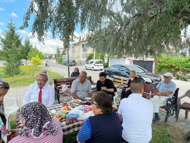 Avanos’umuzun değerli sakinleri ile güzel havayı değerlendirip, sohbetler ettik.
