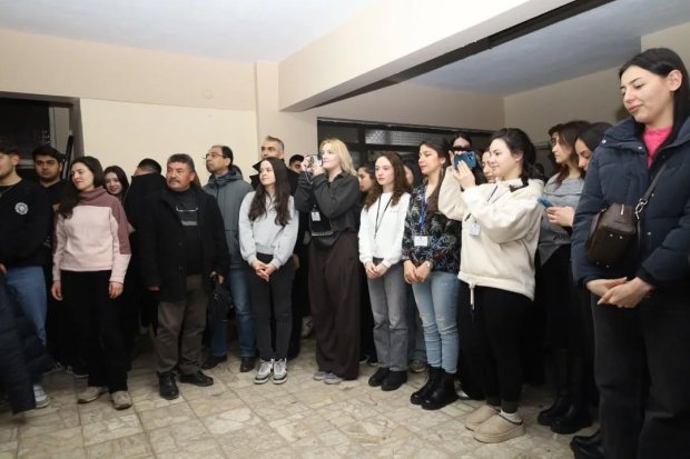 Gazi Üniversitesi Şehir ve Bölge Planlama Bölümü öğrencilerinin tasarım olarak 2040 yılı için Avanos’u planlama çalışmalarını içeren serginin açılışı yapıldı.