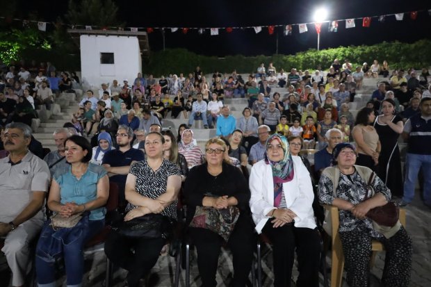 Avanos Amatör Türk Sanat Müziği Korosu Birbirinden Güzel Eserlerle Gönülleri Mest Etti