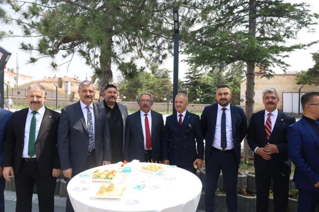 Belediye Başkanımız Sayın Mustafa Kenan Sarıtaş, Nevşehir Vilayetler Evi'nde gerçekleştirilen il protokol bayramlaşmasına katıldı.