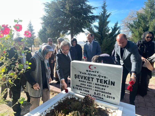 Avanoslu hemşehrimiz Tankçı Uzman Çavuş Şevket Tekin’in şehadetinin 6. yıl dönümü dolayısıyla Mevlid-i Şerif programı düzenlendi.