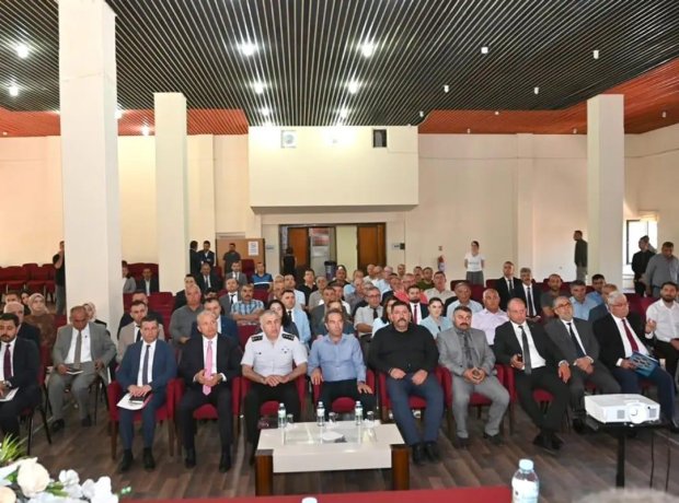 Nevşehir Valisi Sn. Ali Fidan Belediye Başkanımızı ziyaret ederek görevinde başarılar diledi.