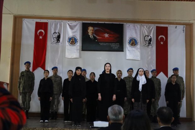 Belediyemiz toplantı salonunda, 10 Kasım Atatürk’ü Anma Günü dolayısıyla anma programı düzenlendi.