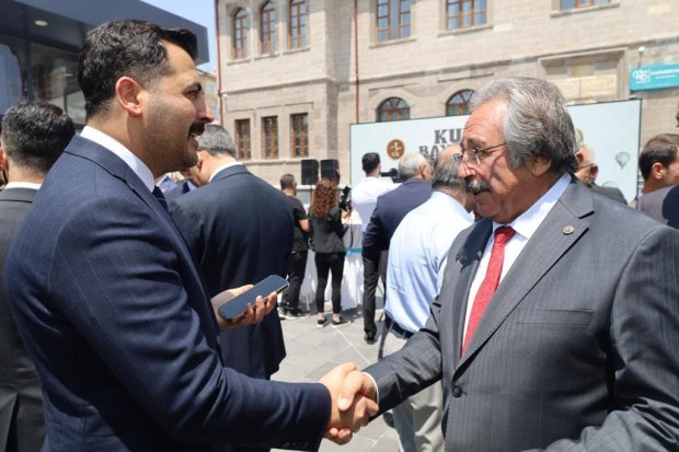 Belediye Başkanımız Sayın Mustafa Kenan Sarıtaş, Nevşehir Vilayetler Evi'nde gerçekleştirilen il protokol bayramlaşmasına katıldı.