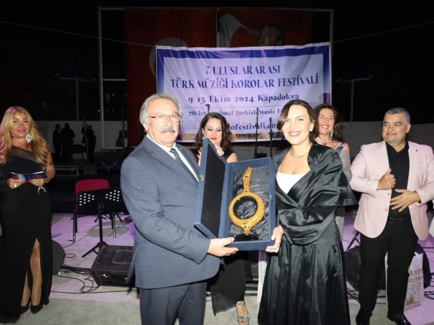 7. ULUSLARARASI TÜRK MÜZİĞİ KOROLAR FESTİVALİ AVANOS'TA GERÇEKLEŞTİRİLDİ.
