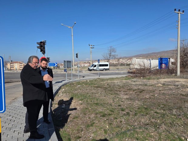 BELEDİYE BAŞKANIMIZ ÇALIŞMALARI SAHADA İNCELEDİ