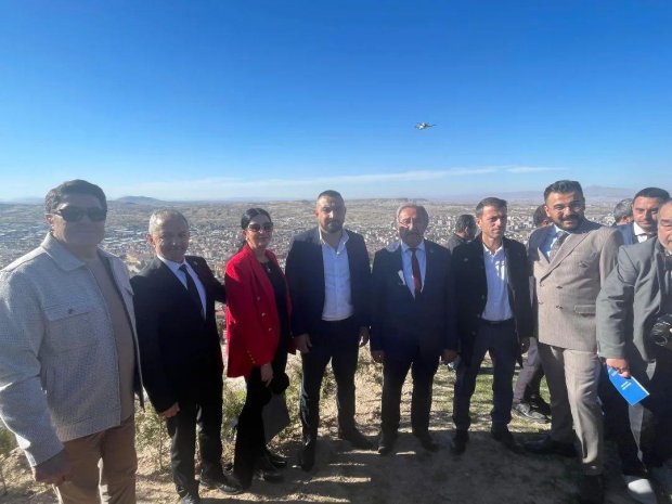 Belediye Başkanımız Mustafa Kenan Sarıtaş Nevşehir Belediyesi tarafından yapımı gerçekleştirilen 'Kahveci Dağı Konaklamalı Orman Parkı' nın açılış törenine katıldı.