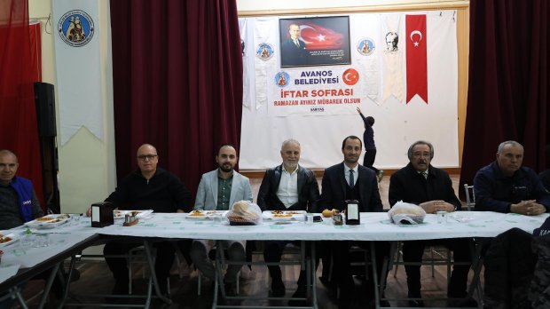 BELEDİYE BAŞKANIMIZ MUSTAFA KENAN SARITAŞ, İFTAR SOFRASINDA HEMŞEHRİLERİYLE BULUŞTU