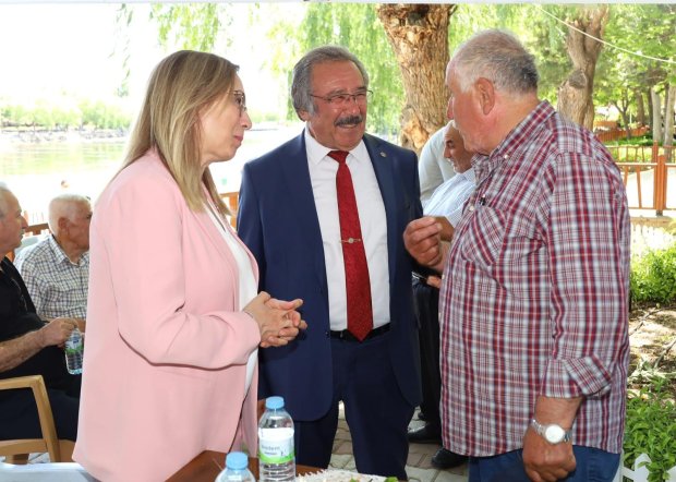 Nevşehir Milletvekilimiz Sn. Prof. Dr. Filiz Kılıç ve Belediye Başkanımızın Ev Sahipliğinde Bayramlaşma Gerçekleştirildi