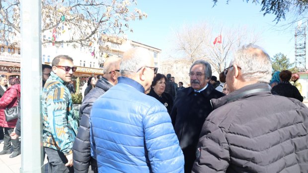 8 MART DÜNYA KADINLAR GÜNÜ KUTLANDI