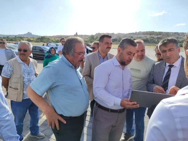 Belediye Başkanımız Mustafa Kenan Sarıtaş, il protokolü ile birlikte Assuva Uzay ve Havacılık Savunma Sanayi tarafından ilçemizde kurulacak drone fabrikasında üretilecek cihazların test sürüşlerine katıldı.