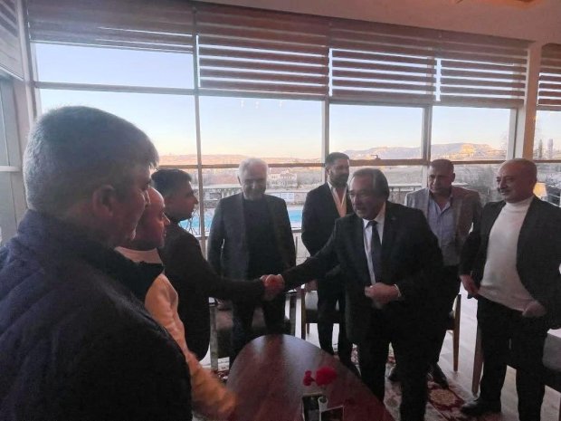 Belediye Başkanımız Sn. Mustafa Kenan Sarıtaş, Esnaf ve Sanatkarlar Odalar Birliği tarafından düzenlenen iftar programına katıldı.