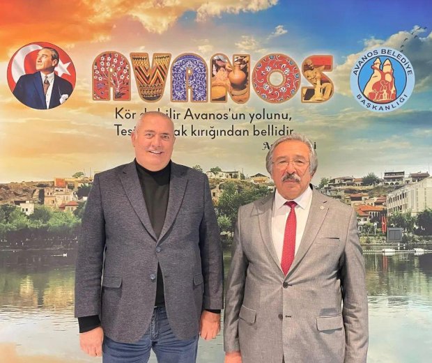 Mucur Esnaf ve Sanatkarlar Kredi ve Kefalet Kooperatif Başkanı Levent Köksal, Belediye Başkanımız Mustafa Kenan Sarıtaş'ı makamında ziyaret etti.