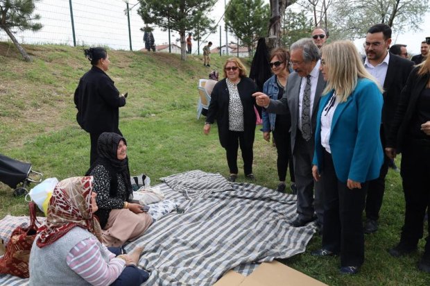 Hıdırellez Şenliği, belediyemizin organizasyonuyla yoğun ilgi ve katılımla coşkulu bir şekilde gerçekleştirildi.